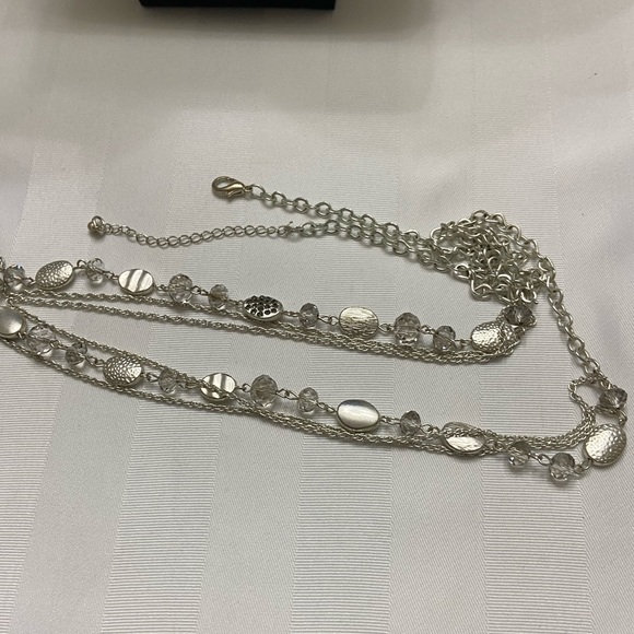 Silver Tone Long chain necklace - Picture 2 of 5